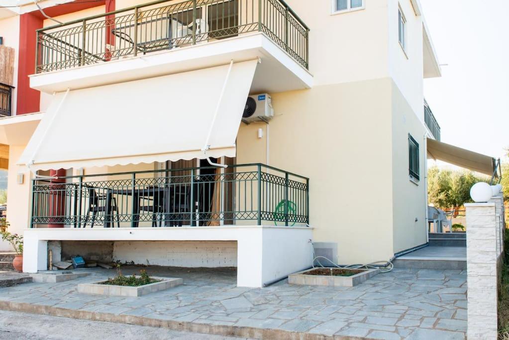 Όμορφο Παραθασυγκρότημα Ενοικιαζόμενων Καταλυμάτων Ως Ολόκληρος Χώρος - Chrani, Ελλάδαλάσσιο Διαμέρισμα Екстер'єр фото